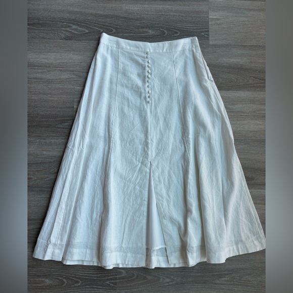 NWT. Size 4 Petite Banana Republic White Linen Midi Skirt. - Picture 4 of 6
